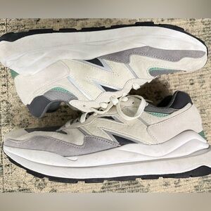 New Balance FIGS 5740 Shoes